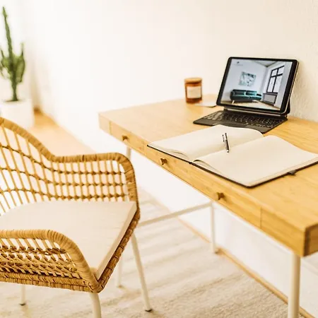 Apartment Cozy Im Zentrum Mit Netflix We91